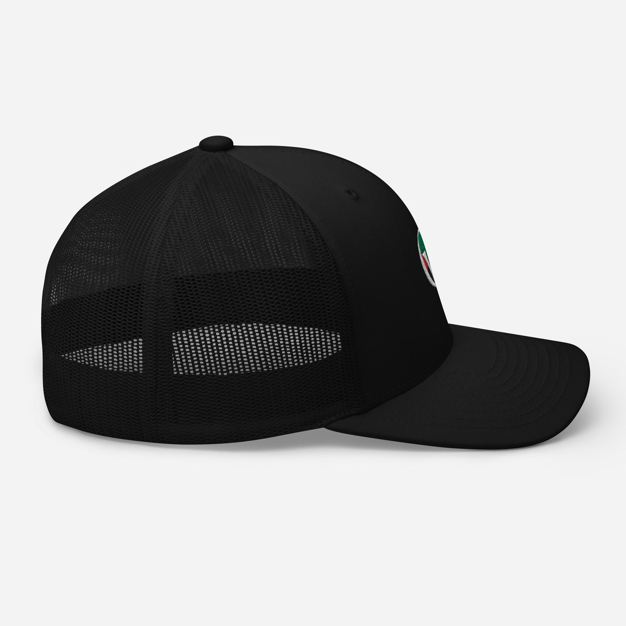 QIVERA VERA - DEFAVORABLEMENT CONNUS Casquette - QIVERA VERAQIVERA VERA - DEFAVORABLEMENT CONNUS CasquetteQIVERA VERAéco - responsable