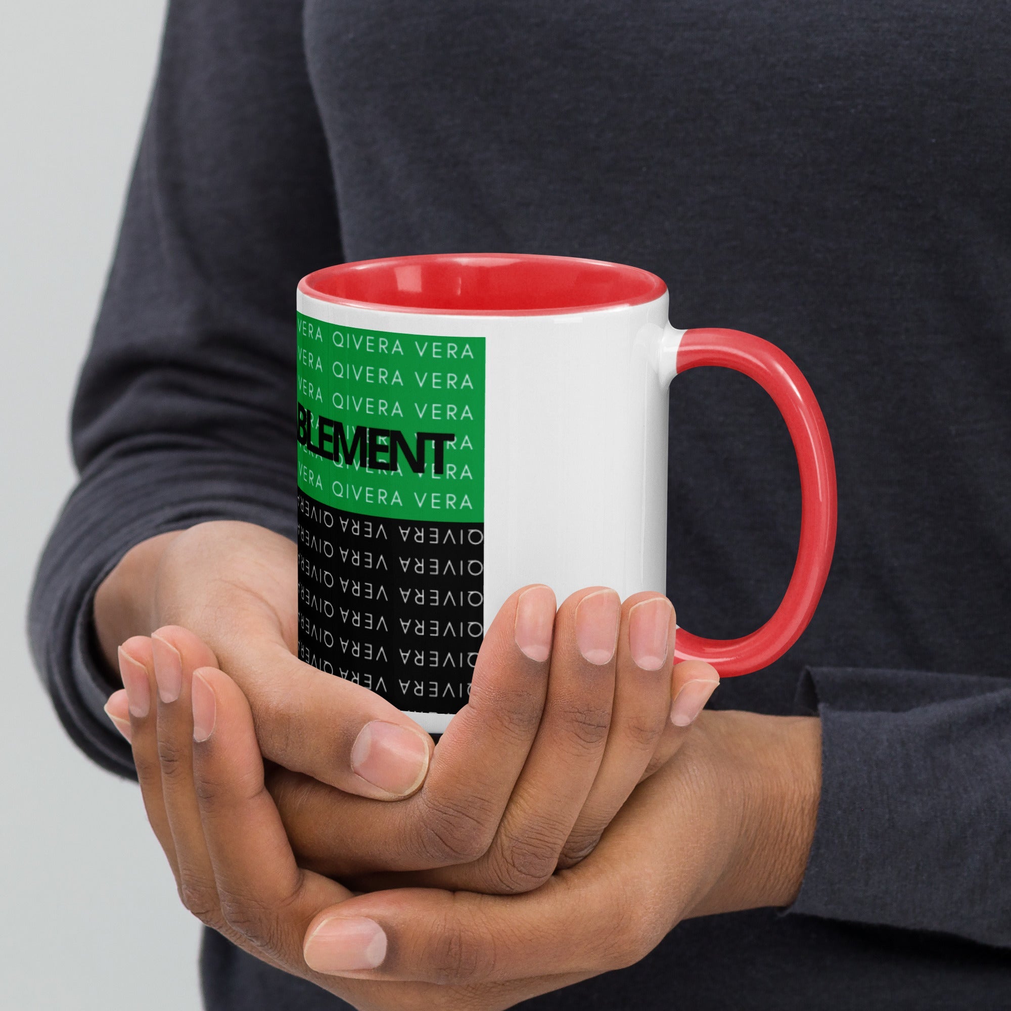 QIVERA VERA - Défavorablement Connus Mug - QIVERA VERAQIVERA VERA - Défavorablement Connus MugQIVERA VERAéco - responsable