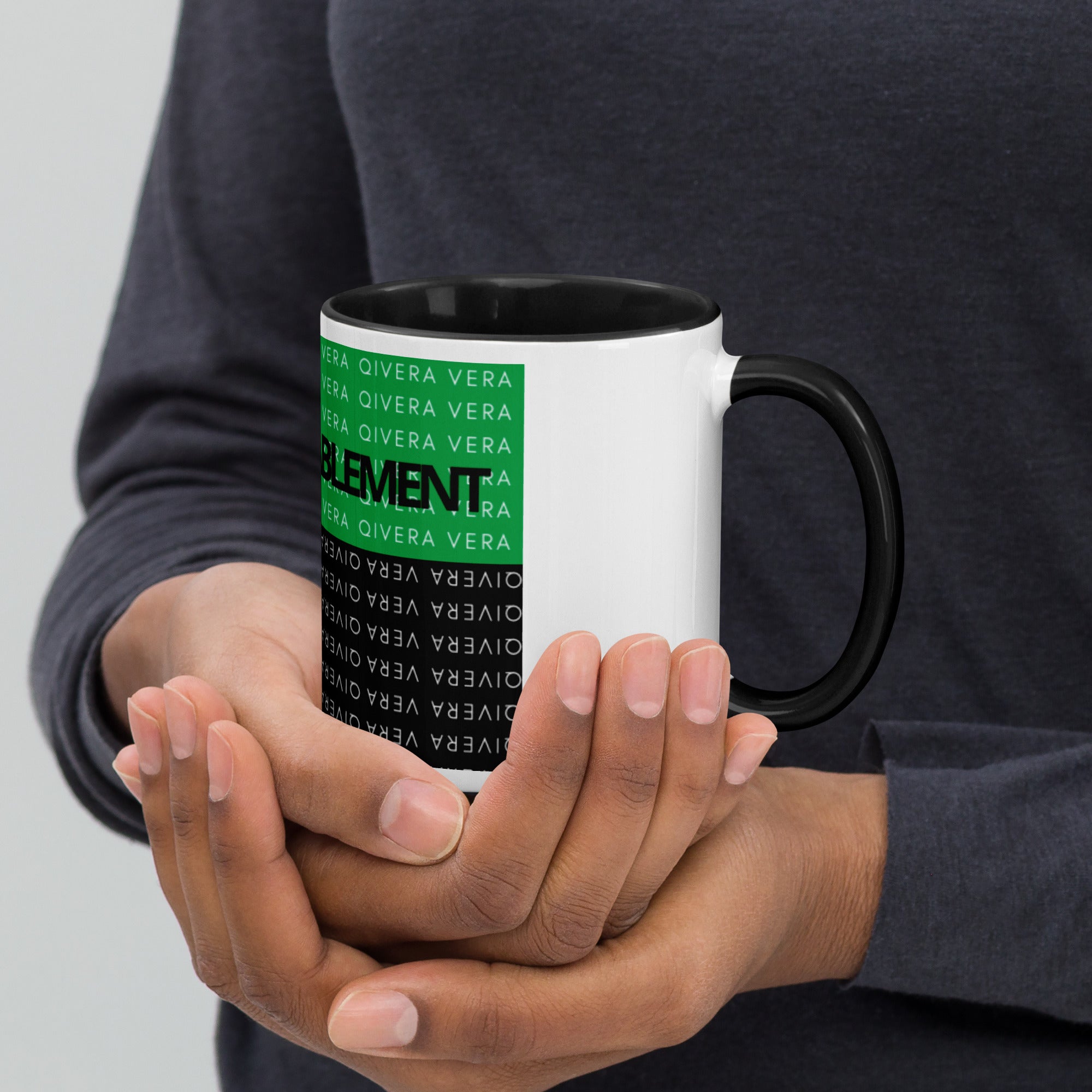 QIVERA VERA - Défavorablement Connus Mug - QIVERA VERAQIVERA VERA - Défavorablement Connus MugQIVERA VERAéco - responsable