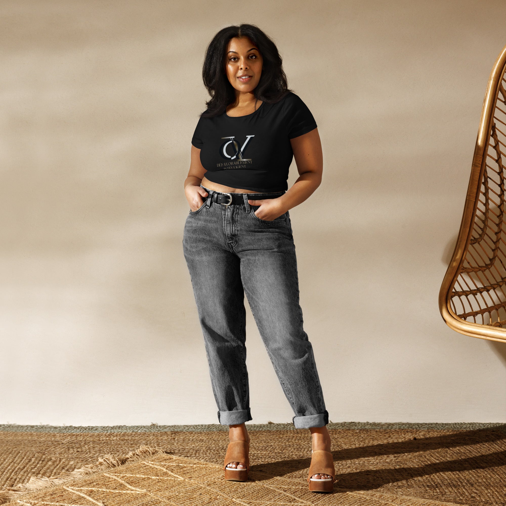 QIVERA VERA - DéfavorablementIntélligent _T-shirt Crop - Top pour Femme - QIVERA VERAQIVERA VERA - DéfavorablementIntélligent _T-shirt Crop - Top pour FemmeQIVERA VERAéco - responsable