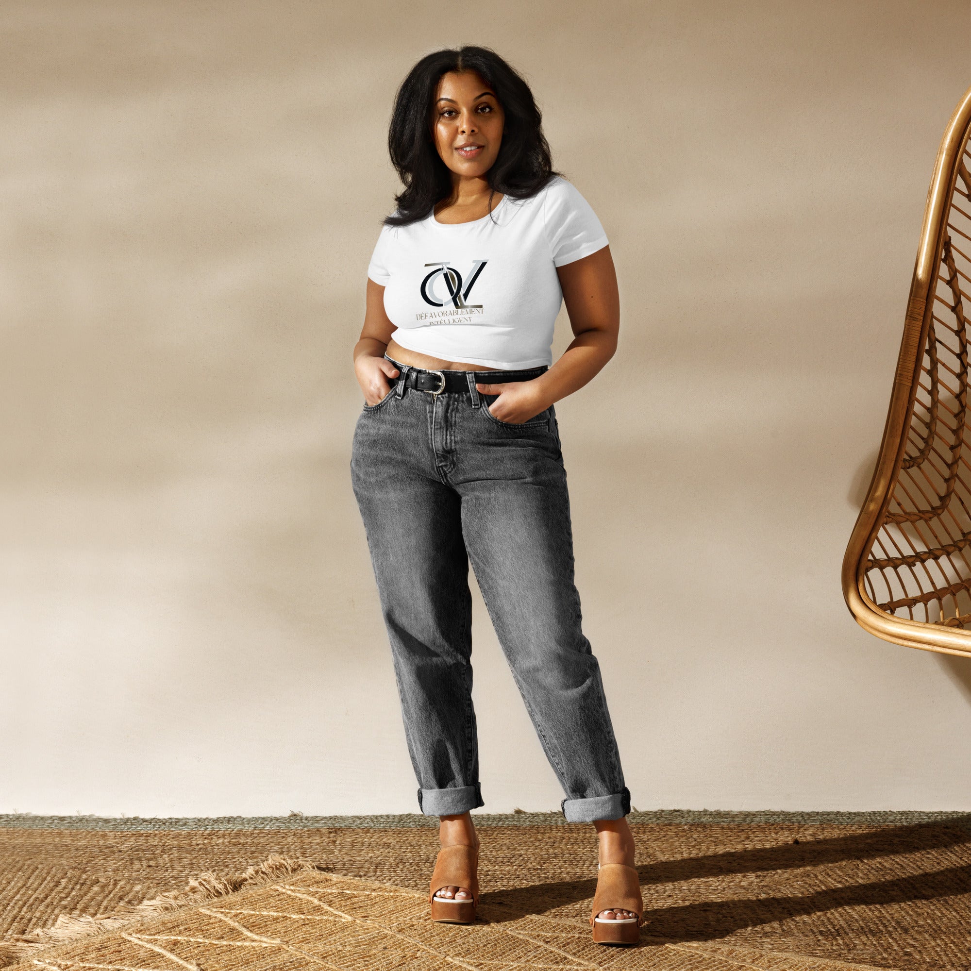 QIVERA VERA - DéfavorablementIntélligent _T-shirt Crop - Top pour Femme - QIVERA VERAQIVERA VERA - DéfavorablementIntélligent _T-shirt Crop - Top pour FemmeQIVERA VERAéco - responsable